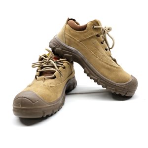 Outsole with 4.5 mm lugs and flexible design for superior grip on rocks, mud, and uneven terrain